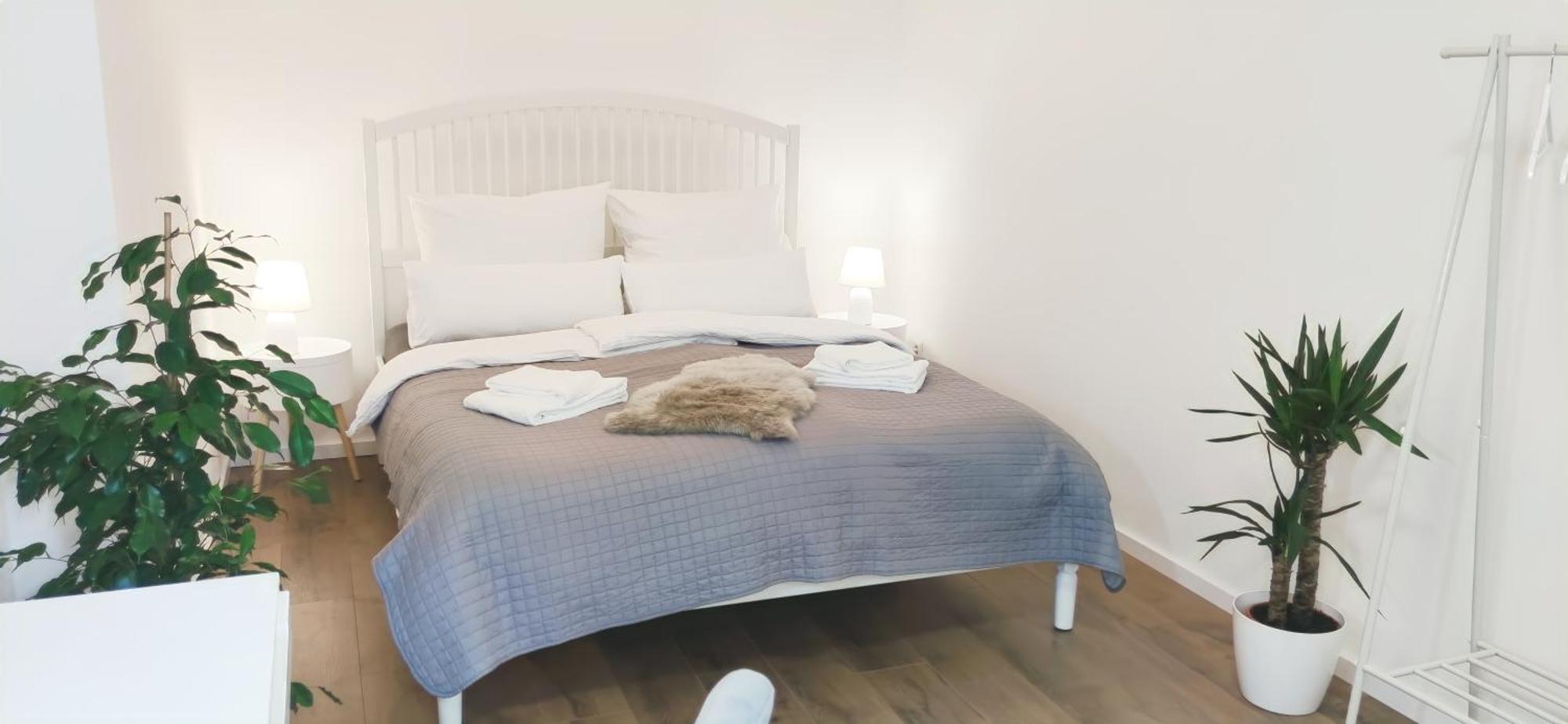 Kaiserin Sisi Fuer Bis Zu 6 - Arbeitsplatz, Badewanne, Parkplatz, Waschmaschine Apartment