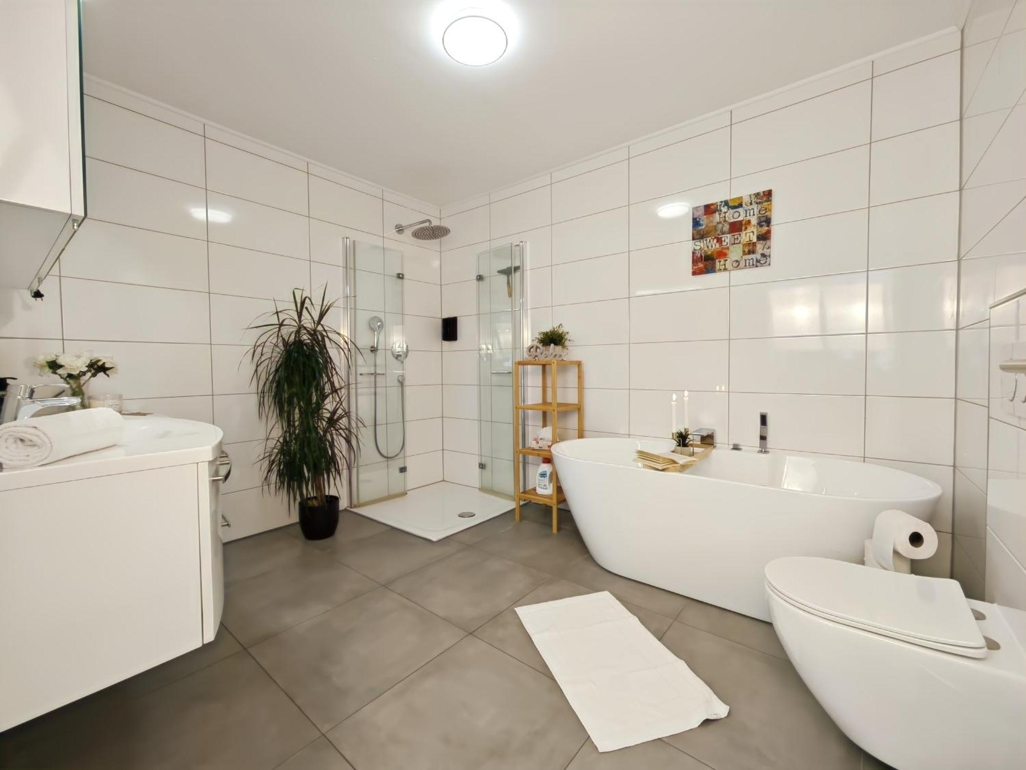 Kaiserin Sisi Fuer Bis Zu 6 - Arbeitsplatz, Badewanne, Parkplatz, Waschmaschine Apartment Dinkelsbuehl