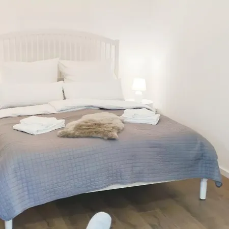 Kaiserin Sisi Fuer Bis Zu 6 - Arbeitsplatz, Badewanne, Parkplatz, Waschmaschine Dinkelsbühl Extérieur photo