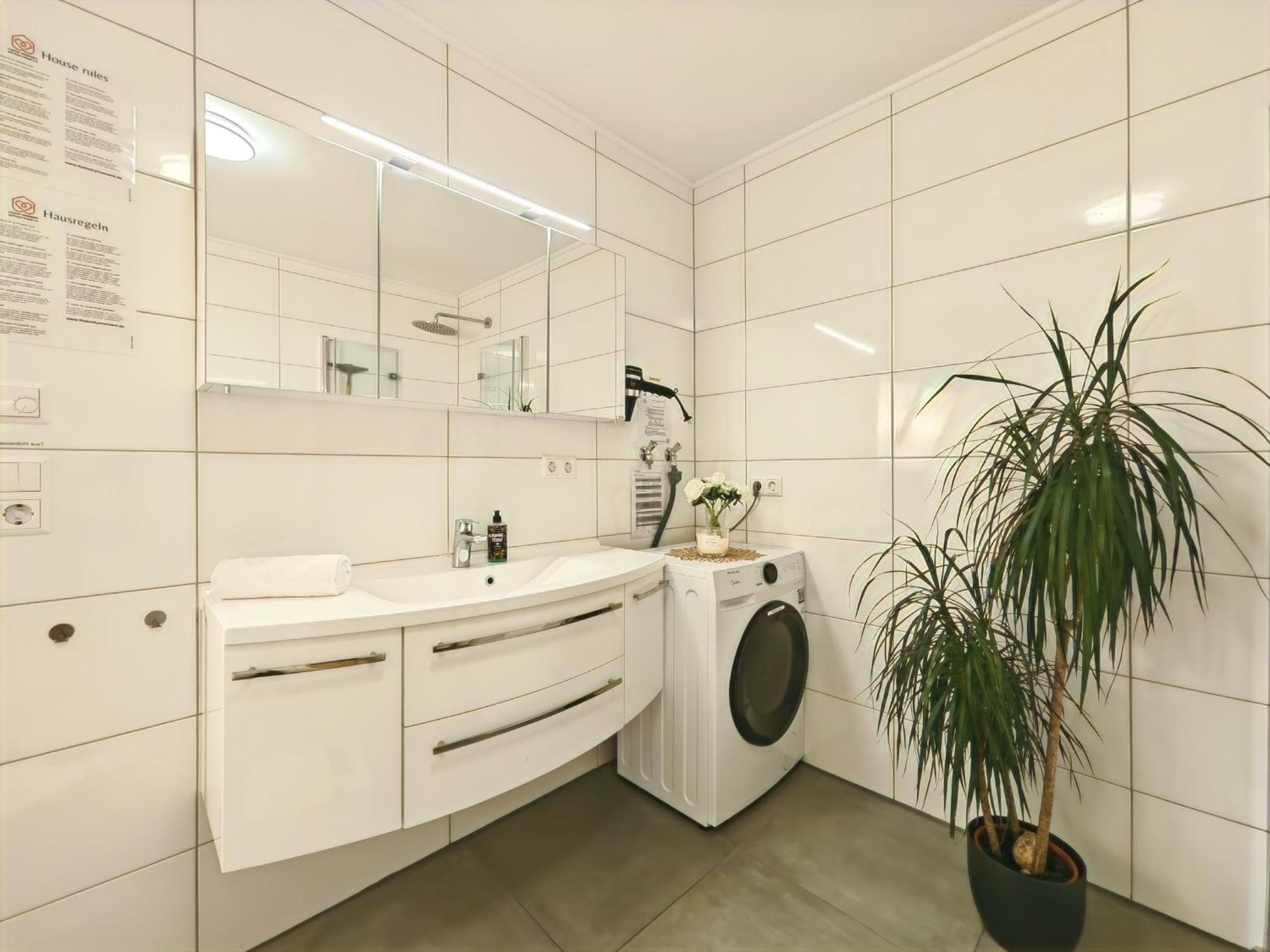 Kaiserin Sisi Fuer Bis Zu 6 - Arbeitsplatz, Badewanne, Parkplatz, Waschmaschine Dinkelsbühl